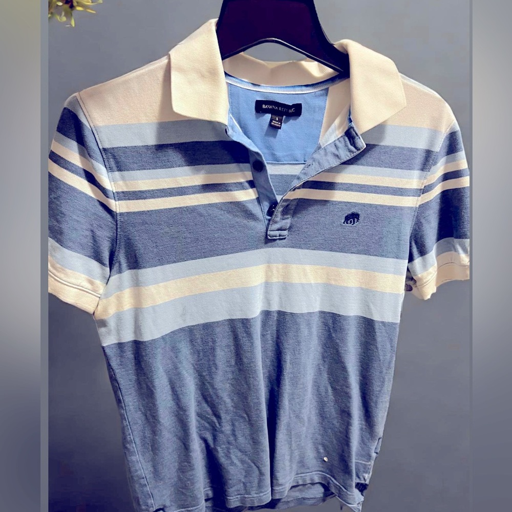 Banana Republic men’s polo shirt